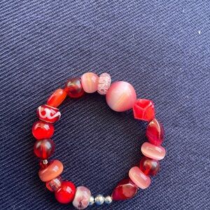 New Hand Made Elegant Pink and Red Beaded Stretch Bracelet